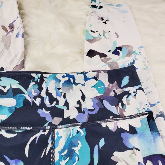 NWOT Athleta Blue Elation Blossom 7/8 Leggings - Picture 5 of 7